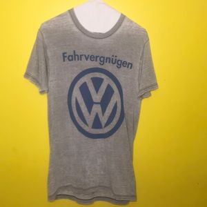 VW tee